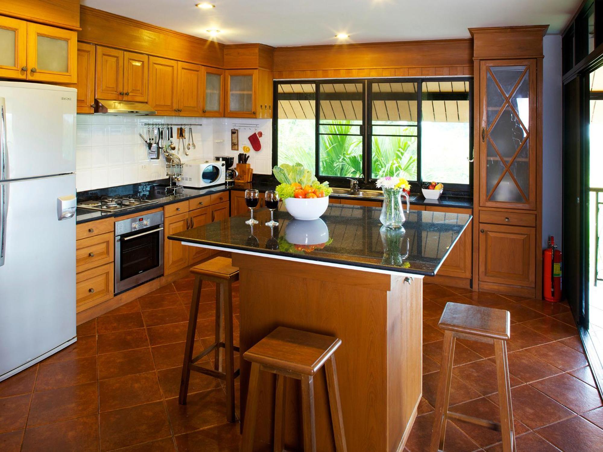Thara Bayview Villa, Sha Certified Ao Nang Exterior photo